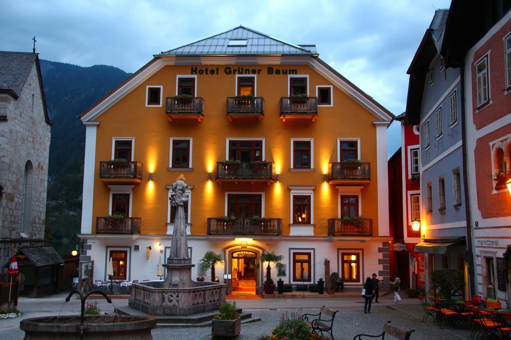 Seehotel Gruener Baum Hallstatt Buitenkant foto